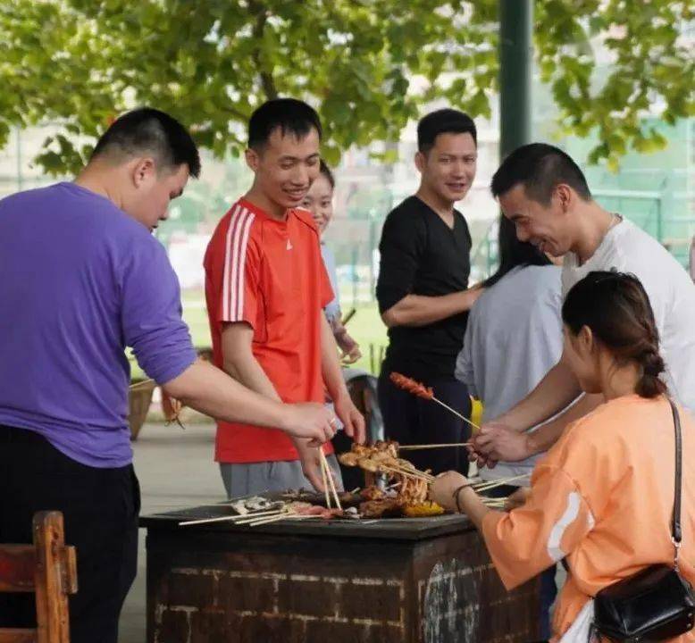 国庆去哪儿玩|来一场烧烤 赴秋日之约_梧州