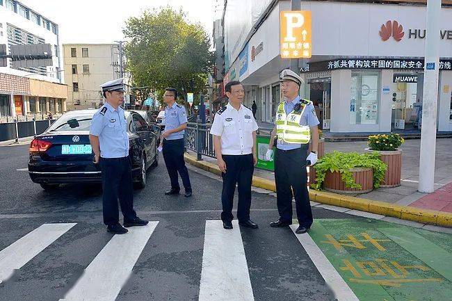 市领导钱秉涌,严忠苗,余烽赴包点联系点位督导全