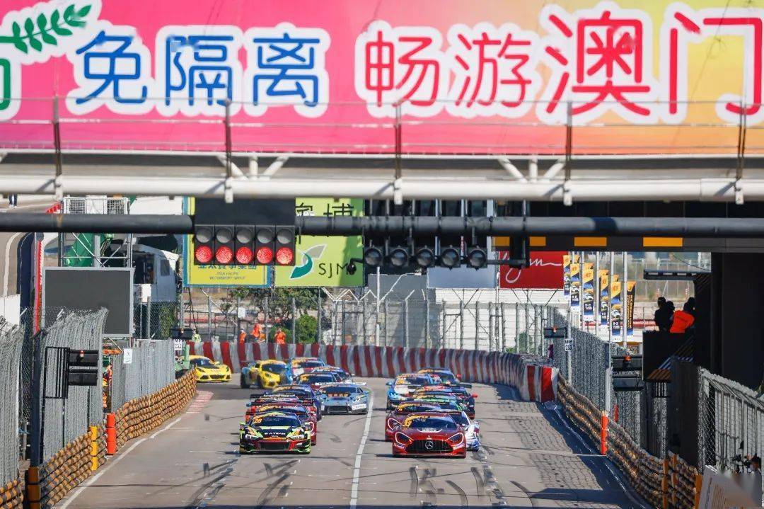 第68届澳门格兰披治大赛车 将于11月19日至21日 一连三日在东望洋跑道