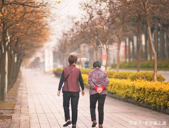 肝脏|肝功差的人，身体一般有5个表现，若没有，则肝脏还算健康