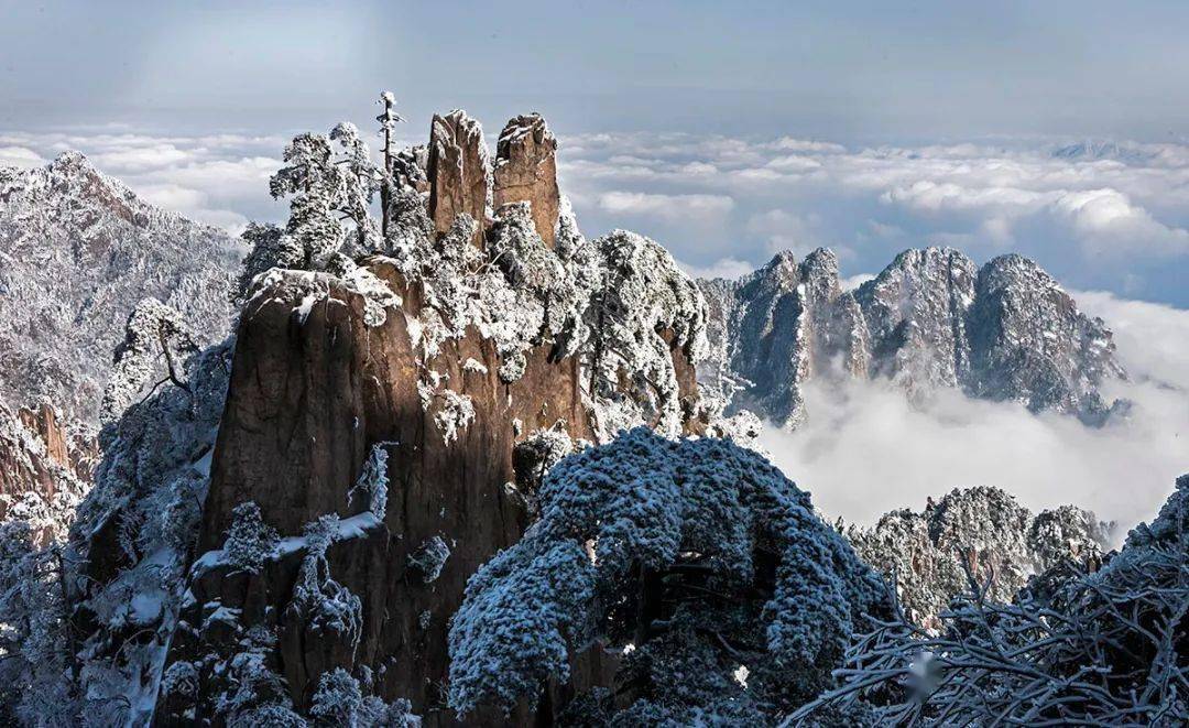 121月份冬季黄山四日小众摄影团山上住宿2晚冬雪雾凇冰挂一网打尽江