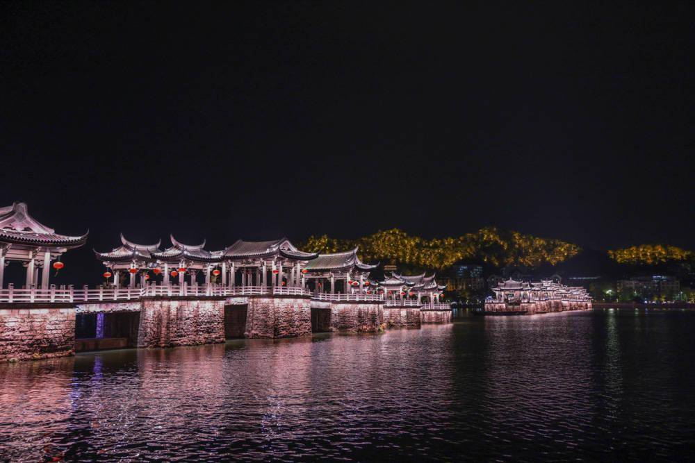 广济桥:这是一座一到了晚上就会断开的桥,夜色迷人惹人醉_潮州_古城