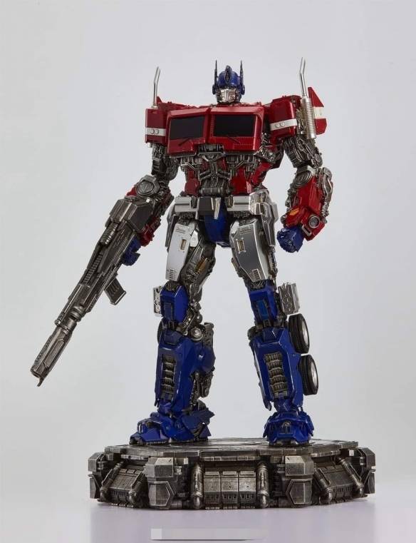 橡胶轮胎超级可动,合金骨架主体重约1kgmagnificent mecha mm01擎天柱