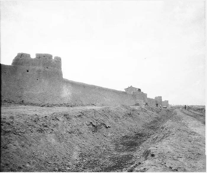 pe000150 salachi shao balakai.old city wall 萨拉齐小巴拉盖.