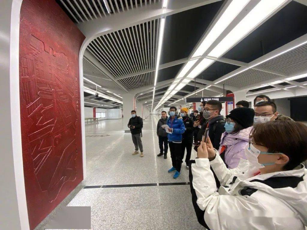震撼超燃上海地铁将诞生又一波网红站157秒近距离抢鲜体验14号线铁丝