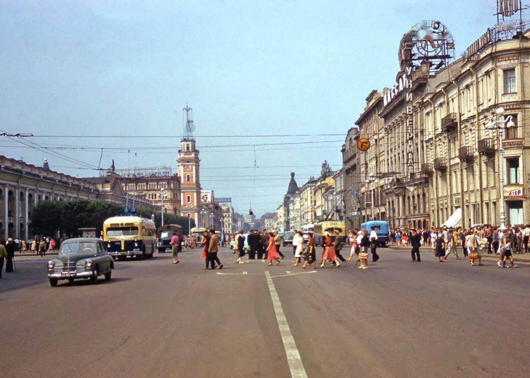 上世纪60年代初期国外大城市的街景