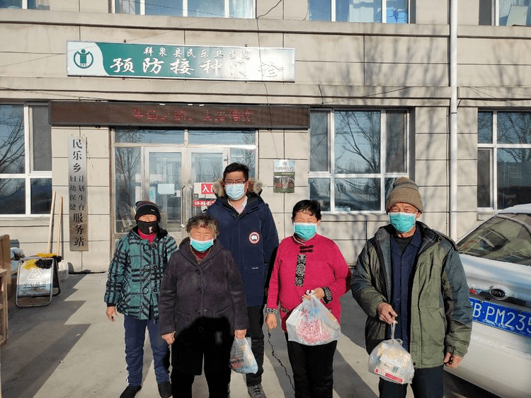 佳节尚文明志愿关爱行齐齐哈尔市拜泉县开展百件暖心事儿志愿服务元旦