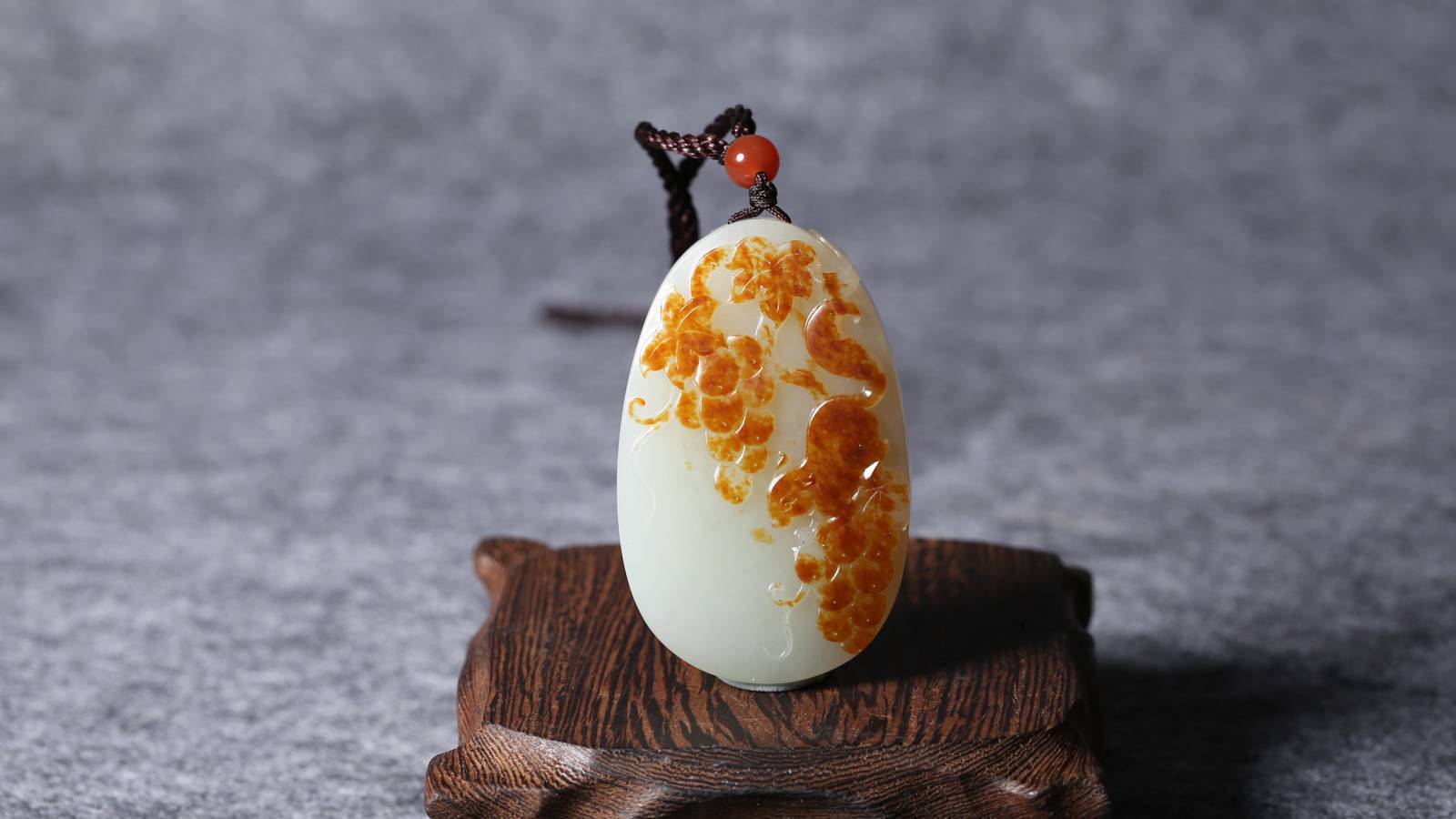 玉雕|喜事连连！藏玉直播花鸟国大师王永芳藏级精品专场拍卖圆满收官