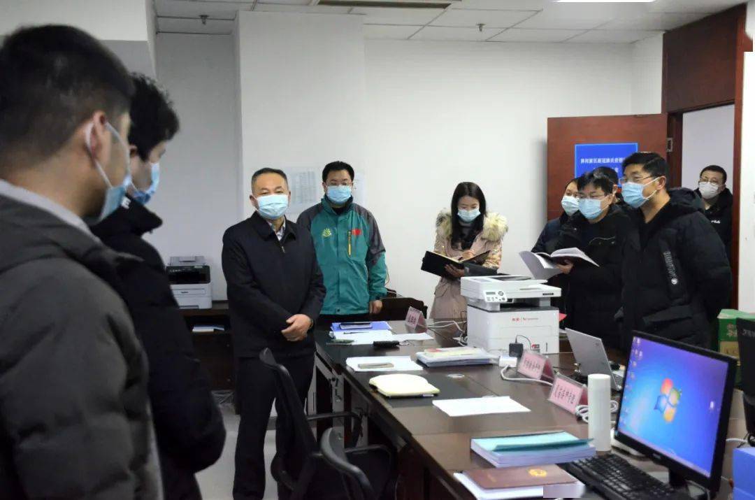市公共卫生应急储备中心,荆门西高速出入口健康检查点,陶然亲切与大家