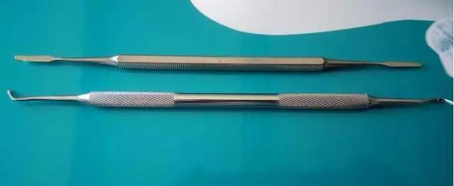 粘固粉充填器【充填器械】用途:检查坏牙和夹持敷料,器械等物品.3.