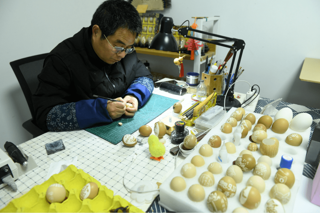 攒劲冬奥顶流冰墩墩被阜阳人玩出新花样