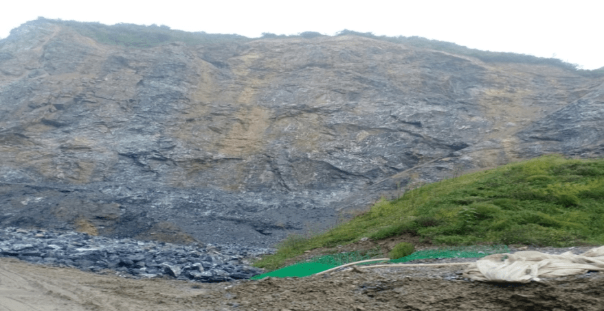 露天矿山开采预评价_露天矿山绿色矿山自评报告_露天矿山爆破