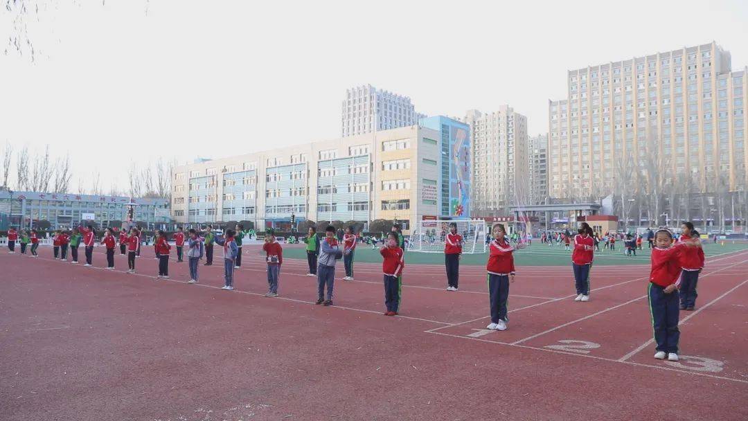 宅家不宅身 内蒙古呼和浩特市金桥小学开展体育自能课堂_锻炼_技能