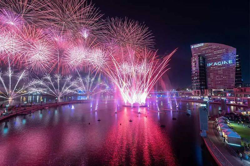 2022开斋节迪拜烟花秀哈利法塔灯光秀喷泉秀来啦