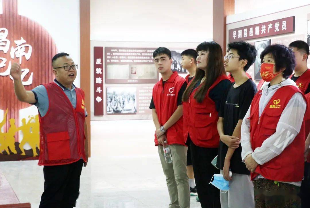 志愿者:孙 涛,陈红昌,田晓红,杨雪梅,李建营,张淑娟,闫永斐,田昊民