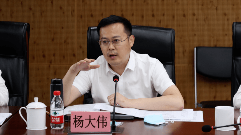 杨大伟表示,天时,地利,人和,促成了县政府与北京科技大学的这次签约