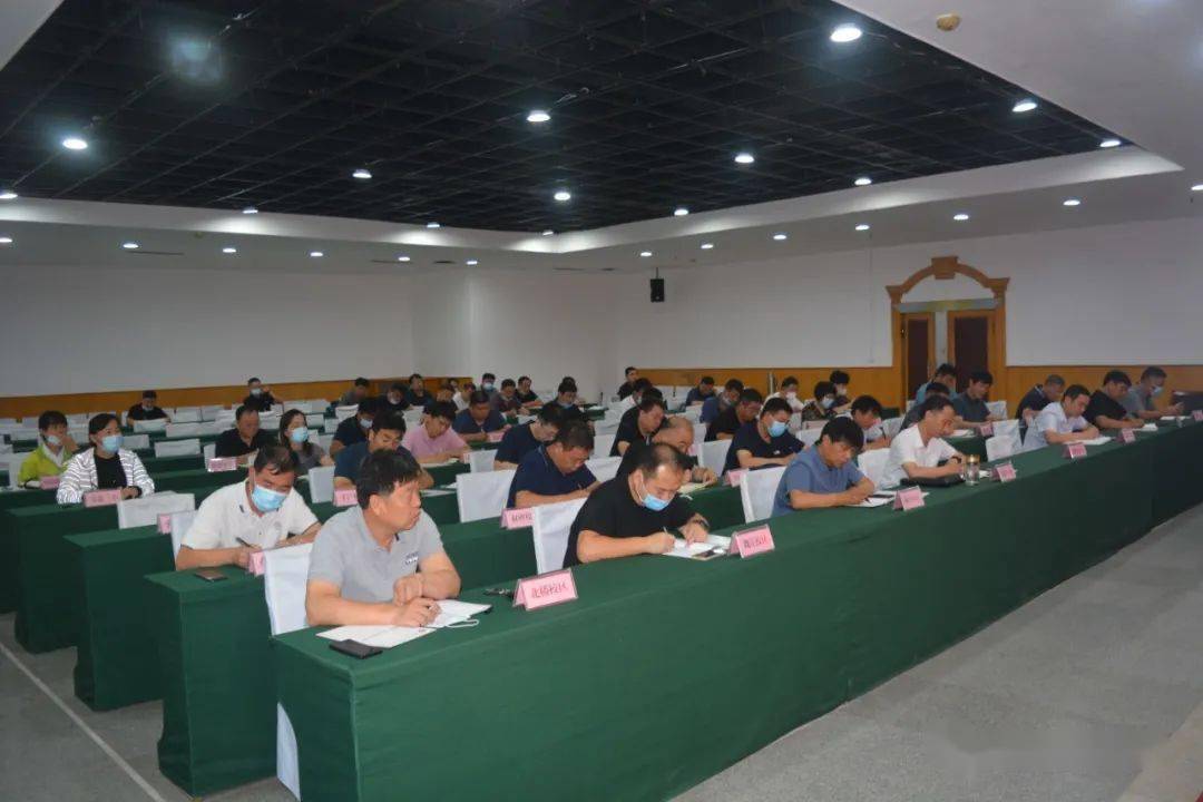 会议指出,今年是党的二十大召开之年,也是隆尧教育高质量赶超发展的