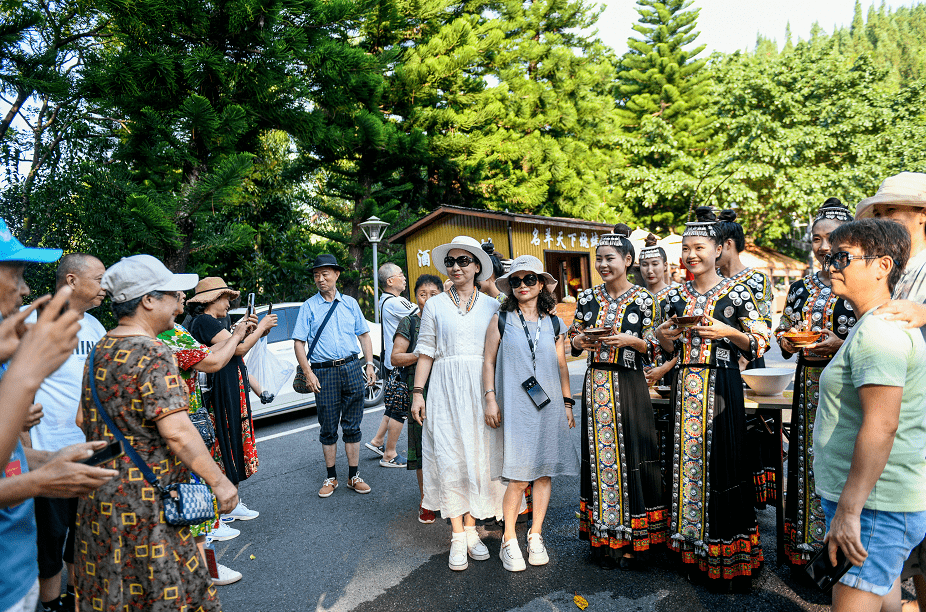 “我来自四川，我为兴义旅游代言”第三季走进兴义