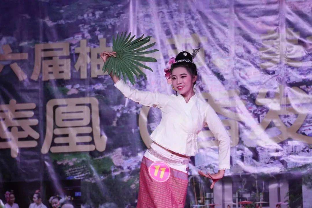 勐仑柚子节 新一届柚子王和香发公主产生!_活动_大赛_评选