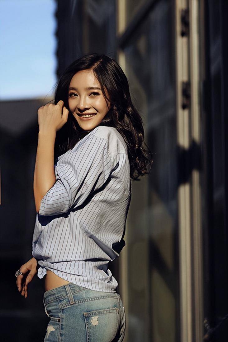 这还没完,之后徐岑子仿佛跟飞禽杠上了.