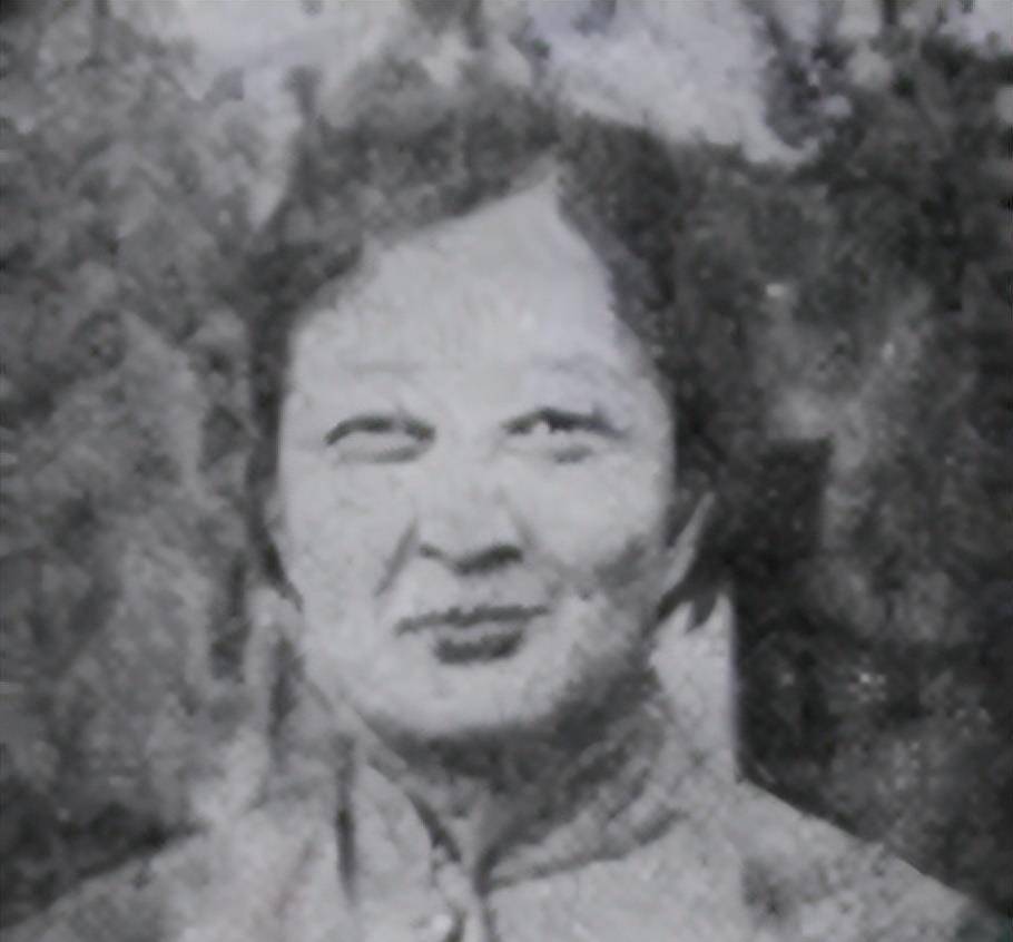 1951年,一名特务被判死刑,临刑前却用一句话保住性