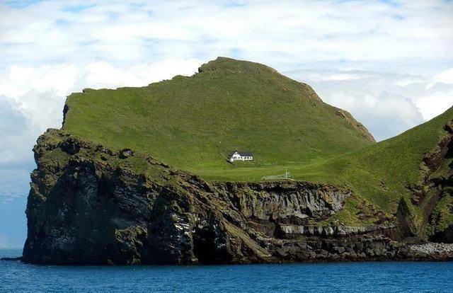 世界上最孤独的房子，独占一座45万平方米的小岛，你敢去住吗？