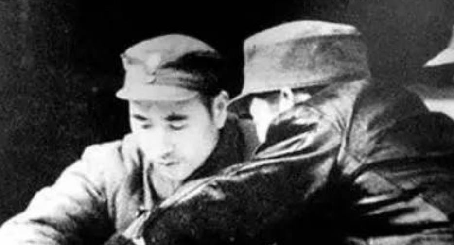 1950年，四野首长最心痛的叛徒被二野逮捕，竟被连夜解决