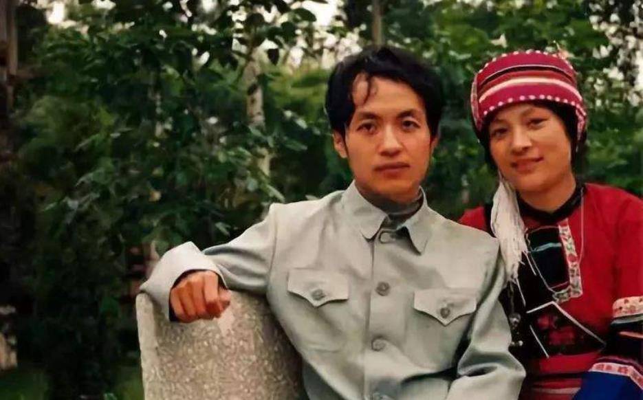 被顾城托孤者:他第三封遗书是证据_婚姻_顾乡_儿子