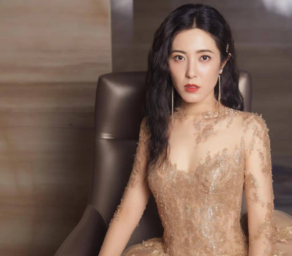 曾黎,中戏"百年一遇"的美女,3任影帝男友之后46岁还是