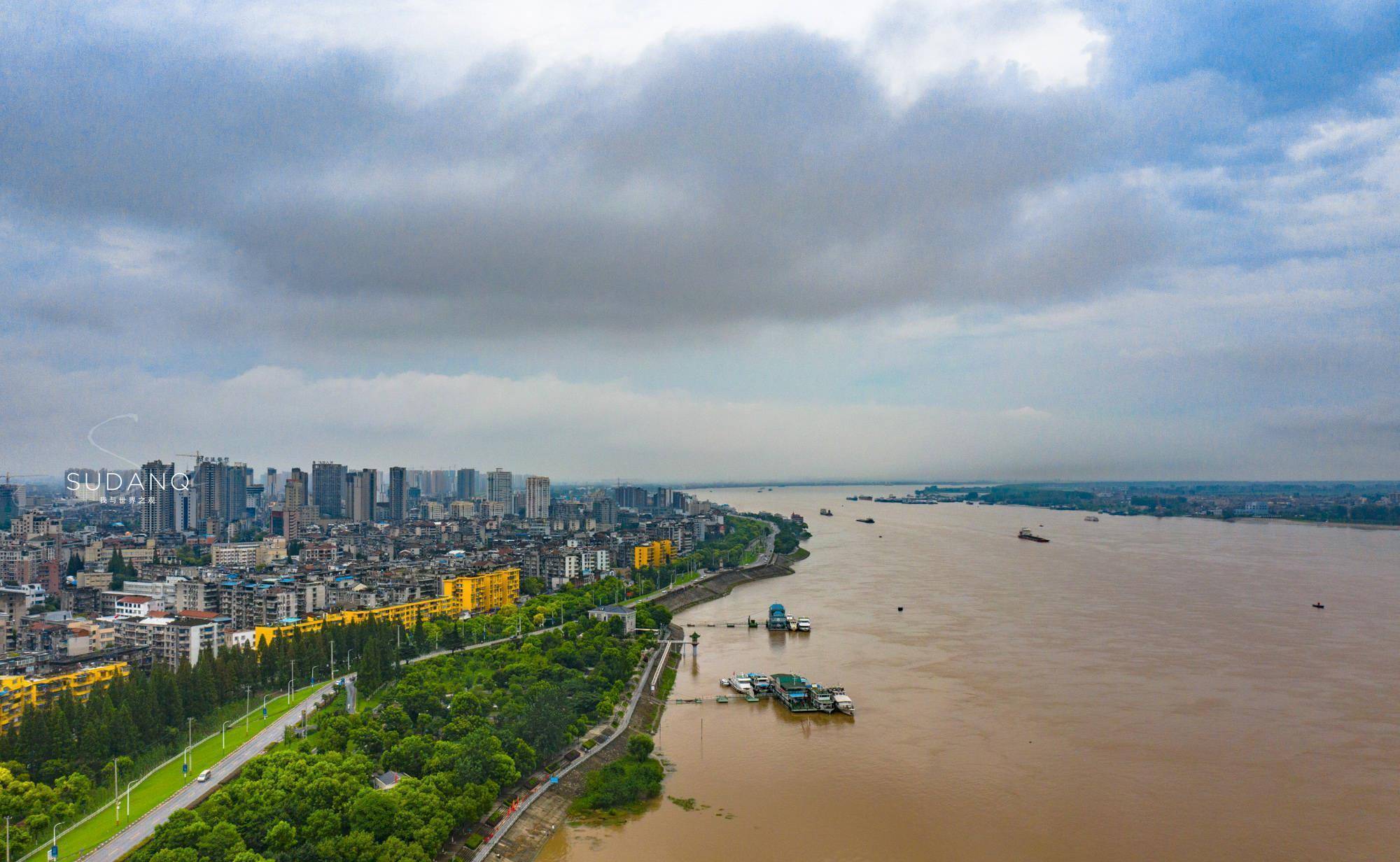 除了武汉和重庆，湖北的这座码头城市也值得一看：百年沙市洋码头