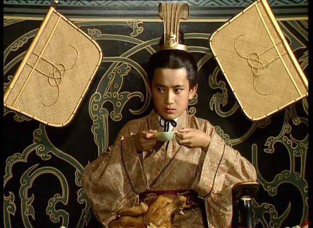 陆逊家族之所以被称为"忠,陆逊的儿子陆抗(孙策的外孙,孙子陆晏,陆