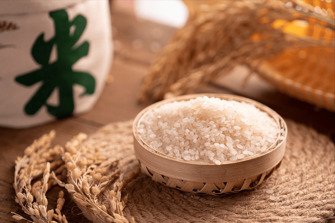 购买大米时，注意米袋上“4行字”，快速挑出好吃的大米，涨知识