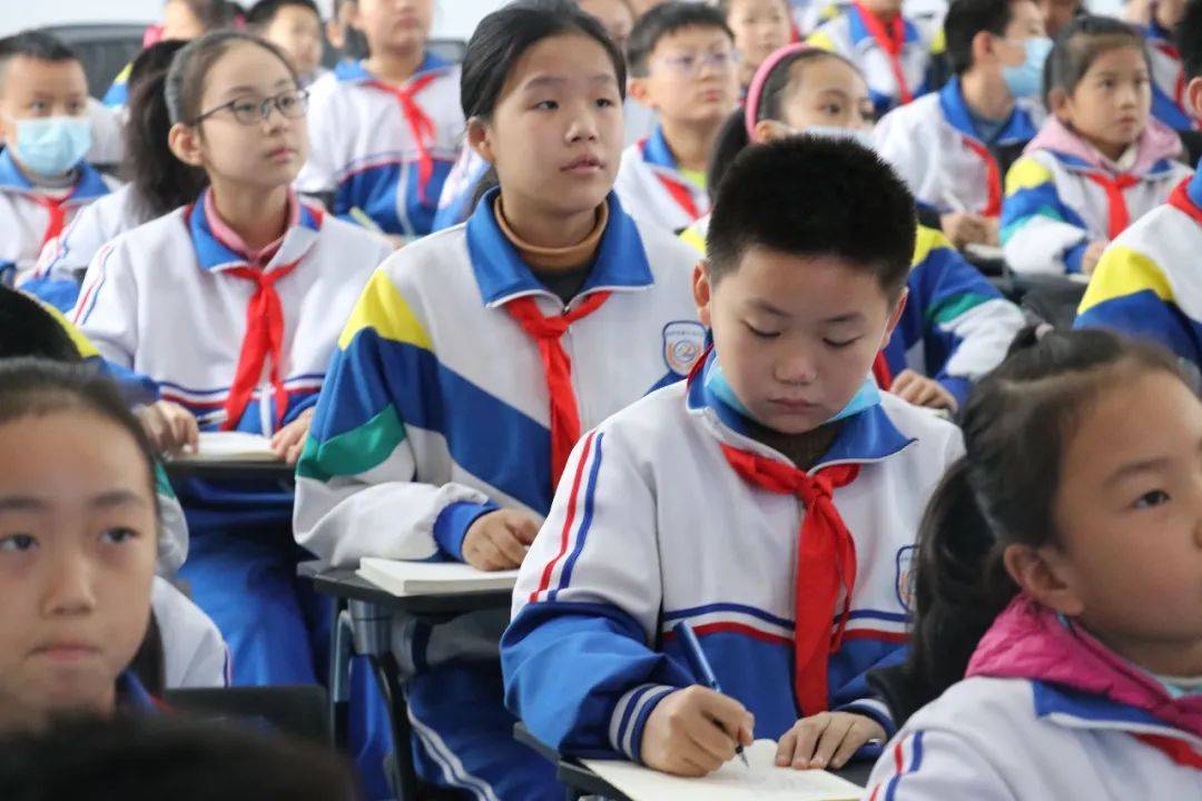 妙笔丹青述心事 天马行空展未来——南阳市第十七小学新竹文学社成立  六年级作文 第8张