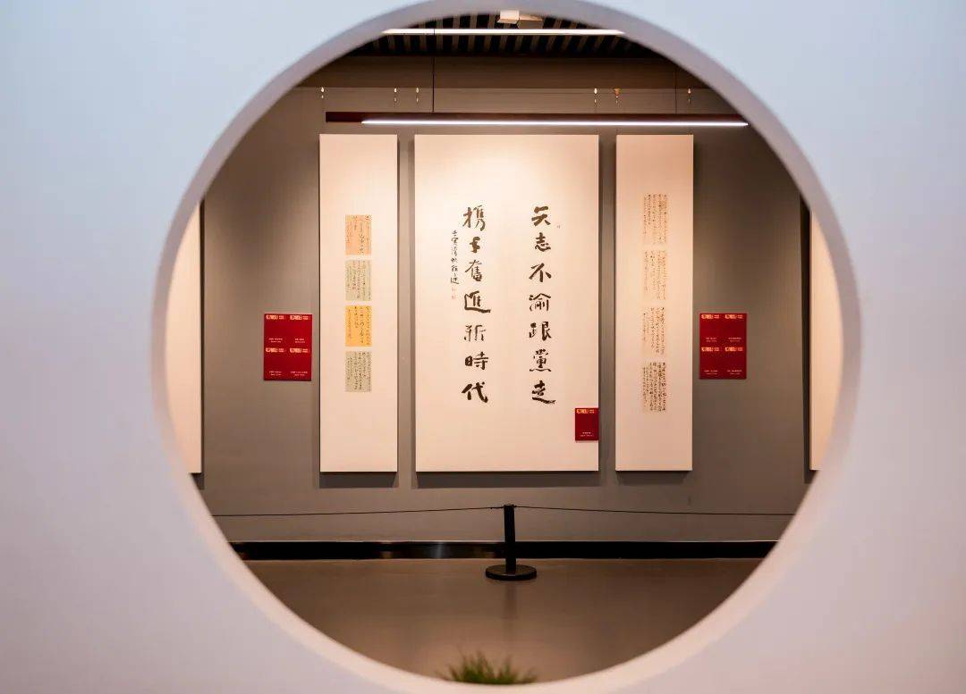 书画 点赞—徐圭逊作品展 在宜兴市美术馆开幕_展览_苏州_江苏省