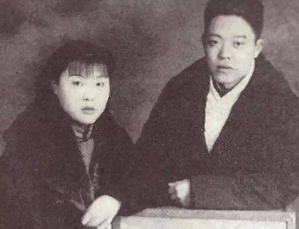 “评书一哥”单田芳：为报恩娶大8岁老婆，老婆病故26年没有另娶