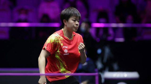 乒乓球亚洲杯18日赛程：王楚钦冲击4强，伊藤美诚将对阵韩国女神