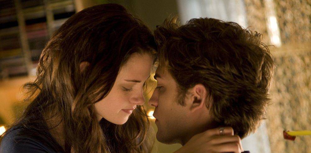 ӫĻ�ϵľ���֮�� ��Ա֮��Ļ�ѧ���� ʱ���ڱ��������� ...