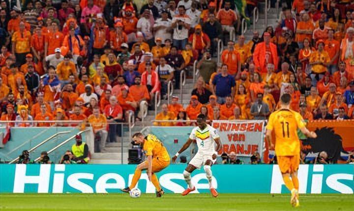 荷兰2-0战胜塞内加尔，联队克服士气低劣