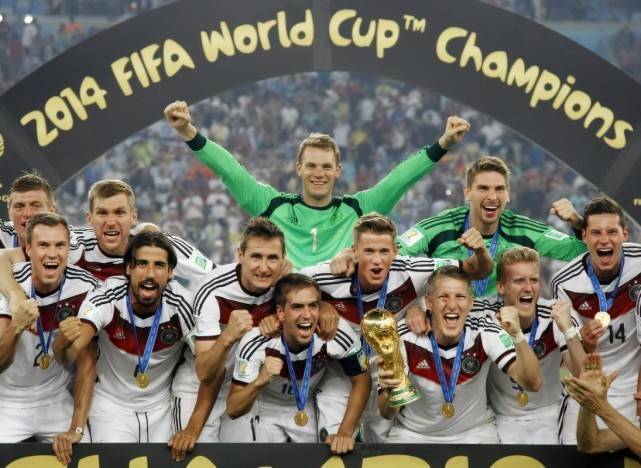 日本战胜德国，沙特战胜阿根廷，国足球员看了角逐脸红不？