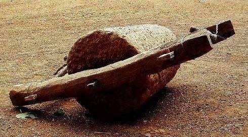 石器在歌唱_石磙_场院_小时候