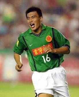 不过,和小王涛在国安职业生涯的遗憾相比,他在国家队的遭遇才是真正的