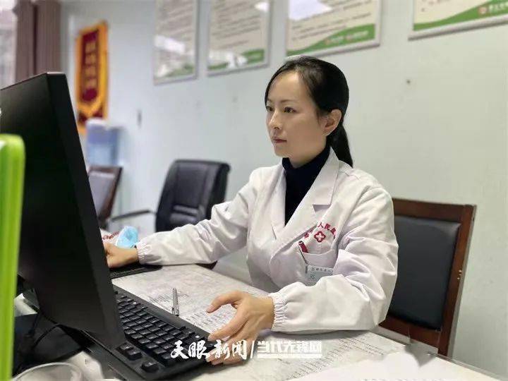 都匀市人民医院:潜心岗位,为民服务_邓意_患者_群众
