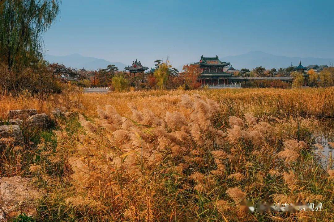 张张都是壁纸！张艺谋《满江红》带火太原古城之后: 山西文旅财产应学会从“借光”到“造光”