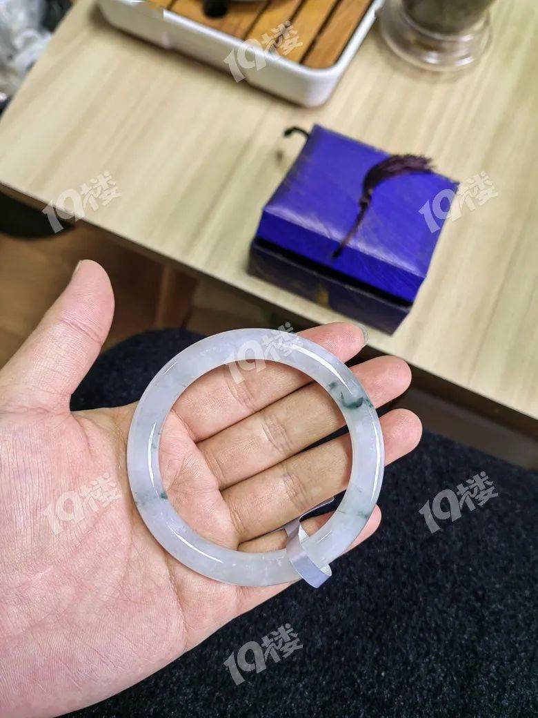 抖音买的手镯是真的吗