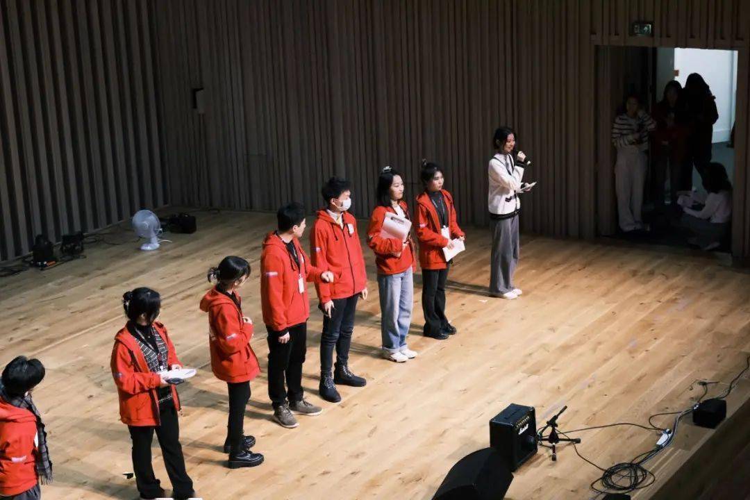 感谢每一位参演者的积极彩排与精彩演出感谢每一位工作人员的时间与精力