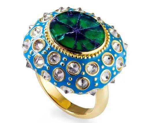 �������𣿾�Ȼ�е��ں�����ñ�ʯ�����죡