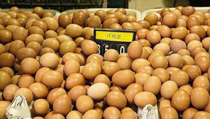 台湾闹蛋荒致吃鸡蛋成奢侈消费，这些公司将受益