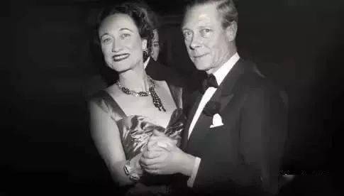 ��ɯ�������ˣ����糤�ò���Ư���������鱦Ϊ�Լ����ϻ��� ...