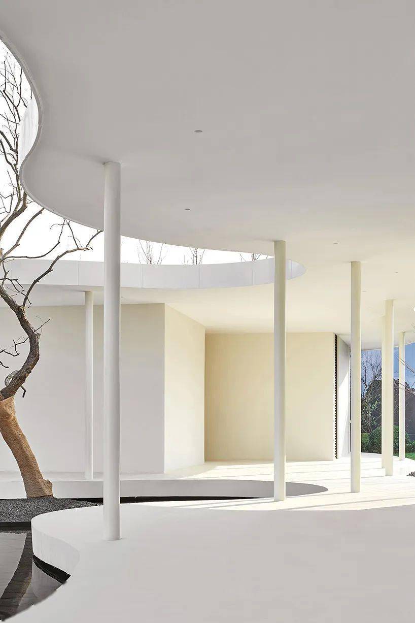 ������ѧ���ý������ڵ��߼���