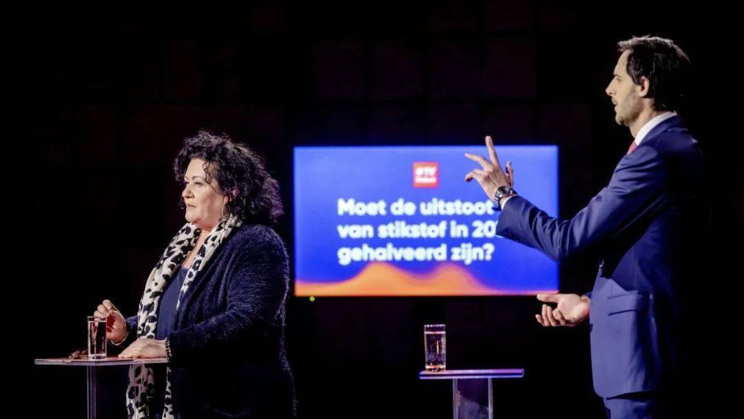 ������������ũ������Ԥ�Ȿ�������ڸ���̨